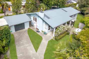 1003 Totara Street, Mahora