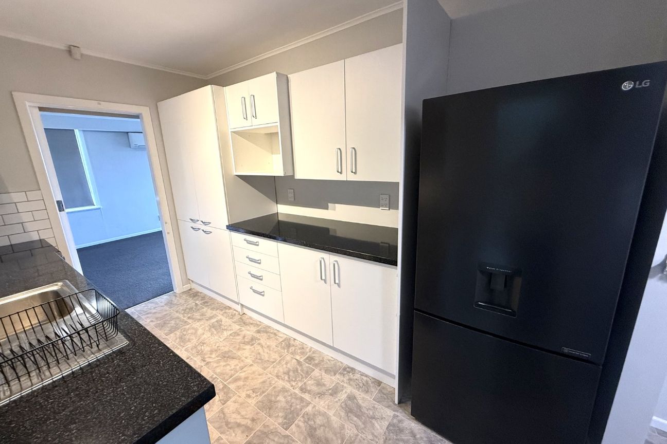 Sky Tower Views & Westgate Convenience – 3-Bedroom Massey Gem - Vista 5