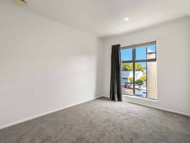 10/7 Vialou Street , Hamilton Central