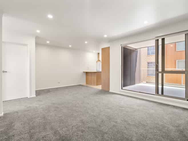 10/7 Vialou Street , Hamilton Central