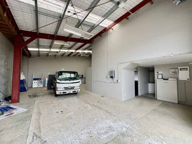 Road Front Industrial with Solar