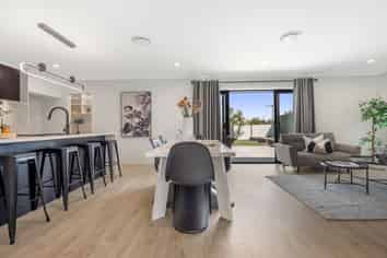 32 Waireka Rd, Rototuna