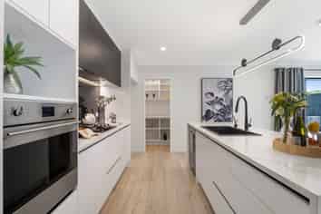 32 Waireka Rd, Rototuna