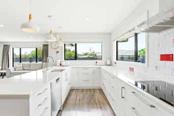 50 Nancy Avenue, Feilding