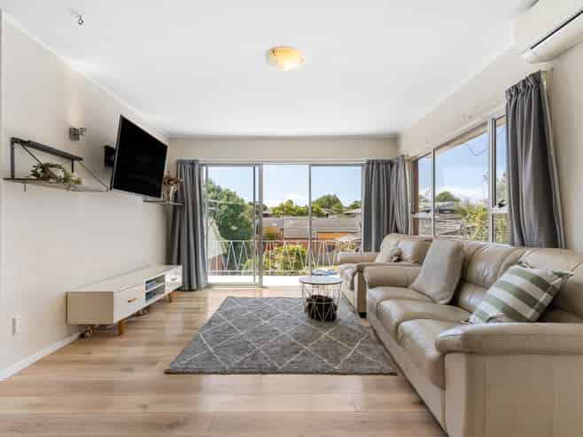 2/48 O'Halloran Road, Howick