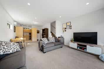 5/7 Handyside Street, Tawa