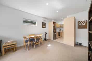 5/7 Handyside Street, Tawa