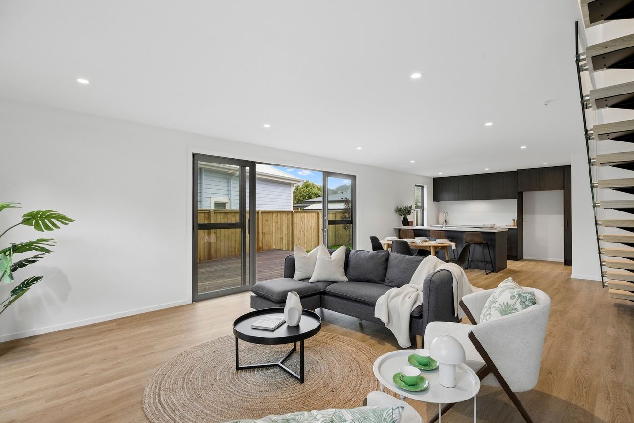 Stylish Brand New Living At An Affordable Price - Więcej