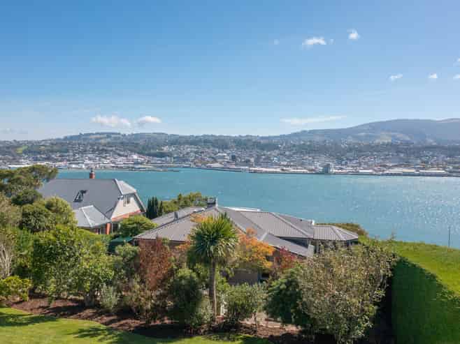 103 Larnach Road, Vauxhall