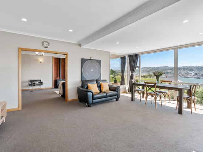 103 Larnach Road, Vauxhall