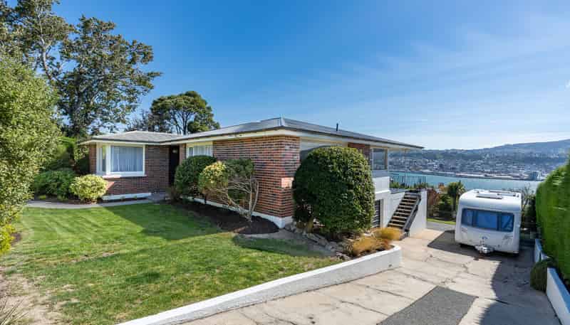 103 Larnach Road, Vauxhall