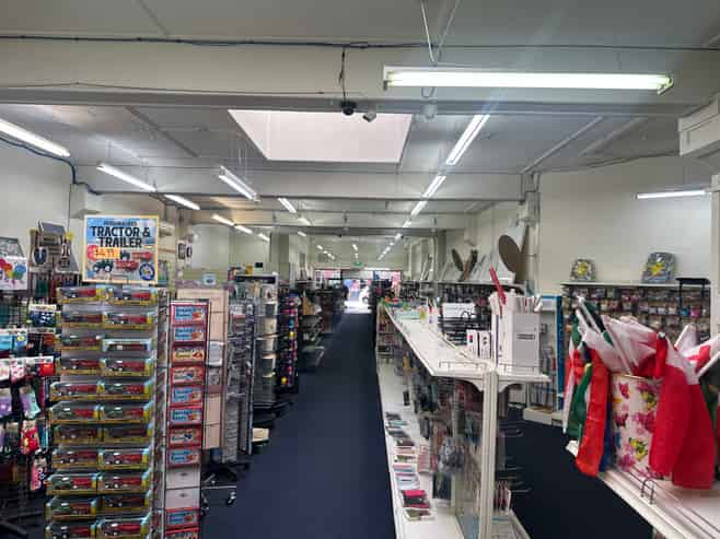 Large Farmers Block Retail Tenancy