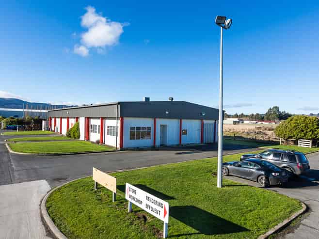 Warehouse For Lease - Dukes Road