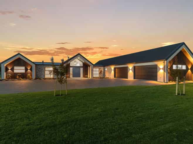 692B Weedons Road, ROLLESTON