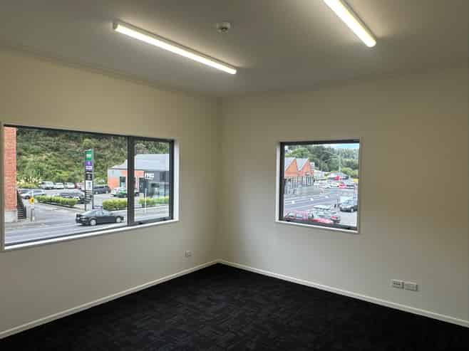 Office Sublease with Parking