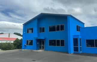 Office Sublease with Parking