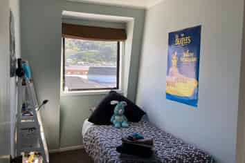 2/100 Lyall Parade, Lyall Bay