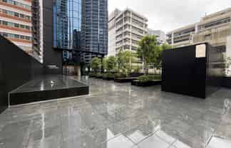 Elevated Harbour Outlook | 415m2