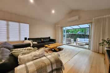 28 Clemows Lane, Albany