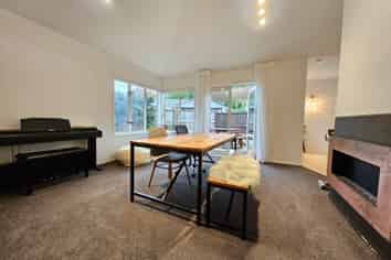 28 Clemows Lane, Albany