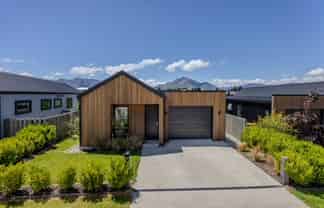 42 Obelisk Street, Wanaka