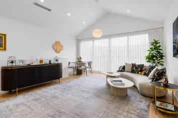 2/4 Madeira Lane, Grafton