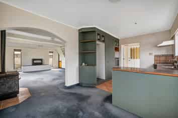 74 Cressida Avenue, Stratford