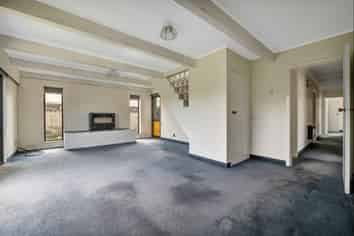 74 Cressida Avenue, Stratford