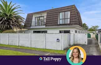 74 Cressida Avenue, Stratford