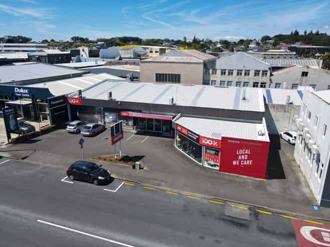 Large Format City Fringe Retail