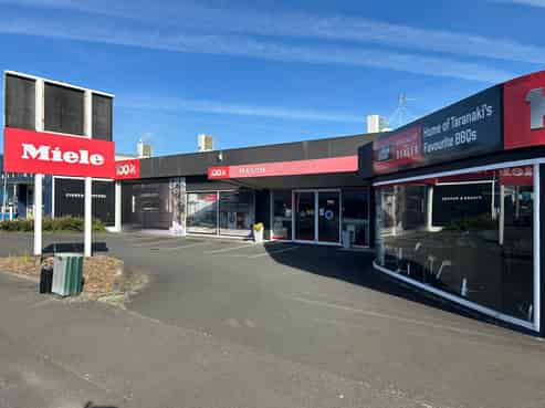 Large Format City Fringe Retail