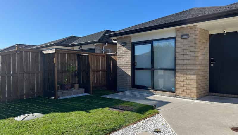 12 Silver Beech Street, Takanini