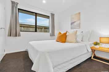 12 Silver Beech Street, Takanini