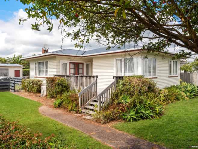 10 Barbary Avenue, Kelston