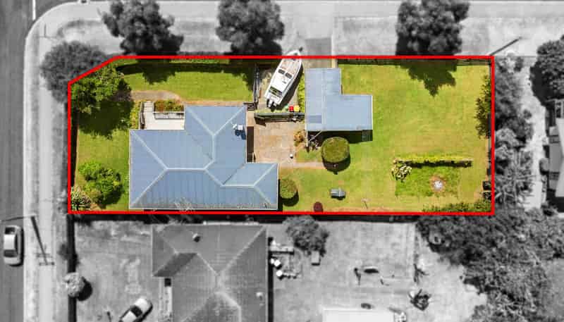 10 Barbary Avenue, Kelston