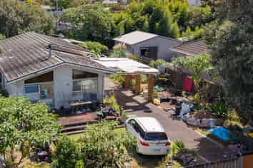 34 Challen Close, Conifer Grove