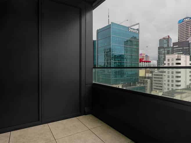 1407/10 Commerce Street, Auckland Central