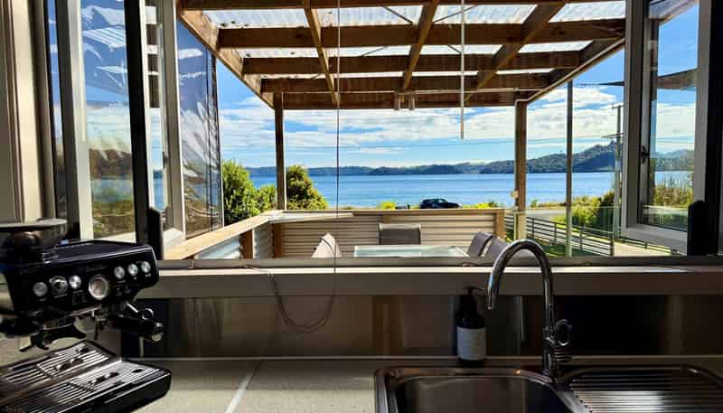  415 State Highway 30, Lake Rotoma