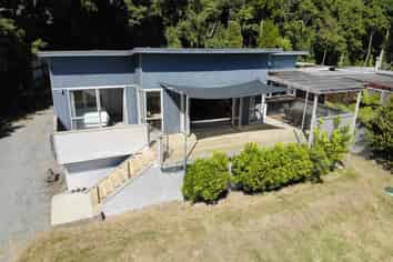  415 State Highway 30, Lake Rotoma