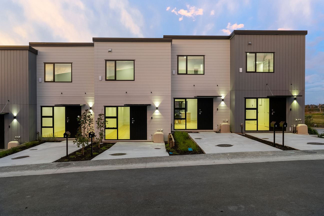 VENDOR MEETS THE MARKET - PRICE REDUCTION - Vista 5