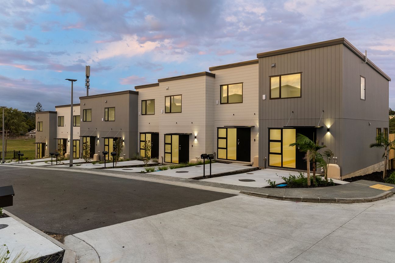 VENDOR MEETS THE MARKET - PRICE REDUCTION - Vista 6