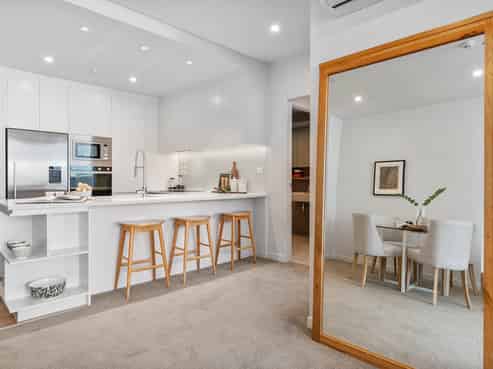 104/8a Lake Pupuke Drive, Takapuna