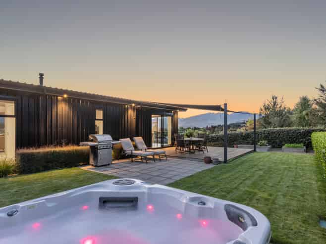 15 Islington Place, Wanaka