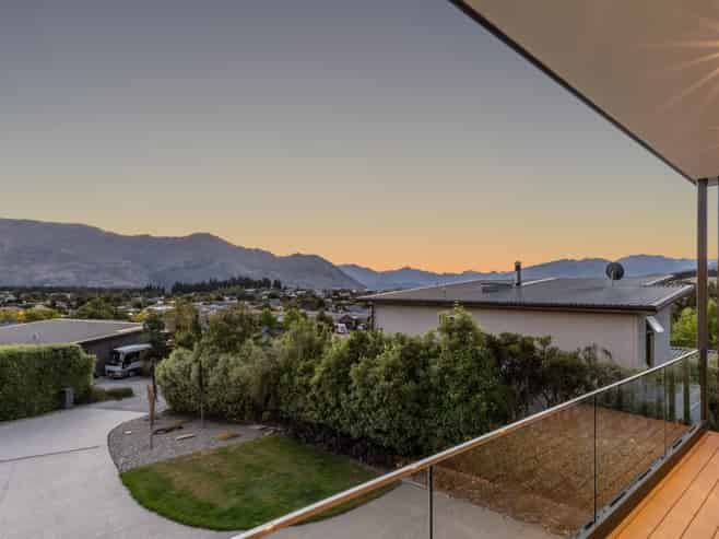 15 Islington Place, Wanaka