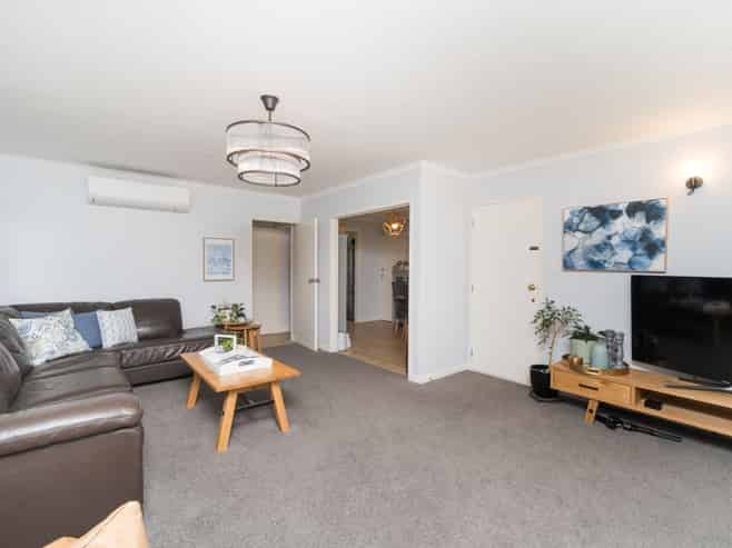 81 Long Melford Road, AWAPUNI