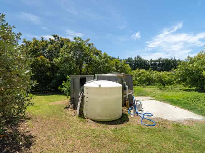 100 Whalers Road, Pukenui