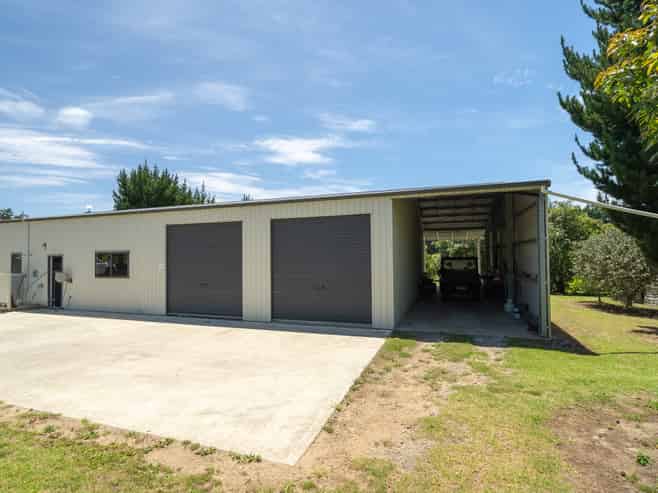 100 Whalers Road, Pukenui