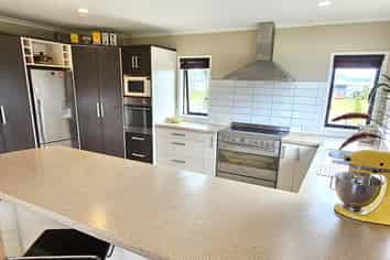  193 Ngaio Drive, Matarangi