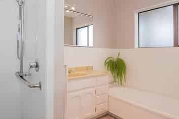 30B Elizabeth Street, Kensington