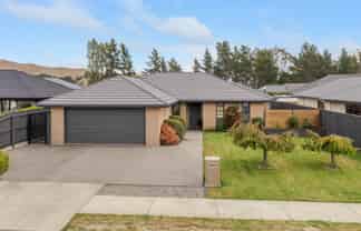8 McNabb Place, Witherlea
